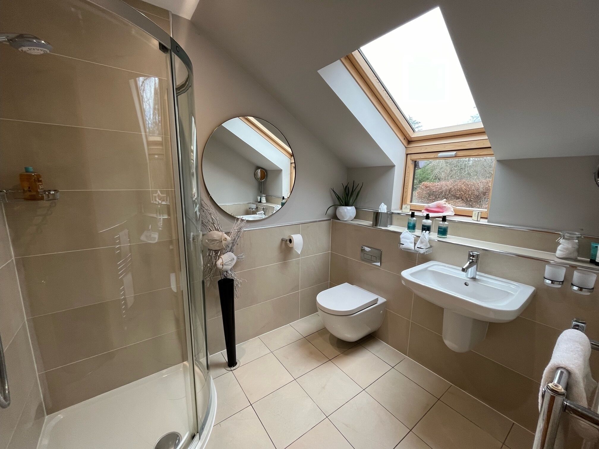 Deluxe Double Room, Garden View | Bathroom