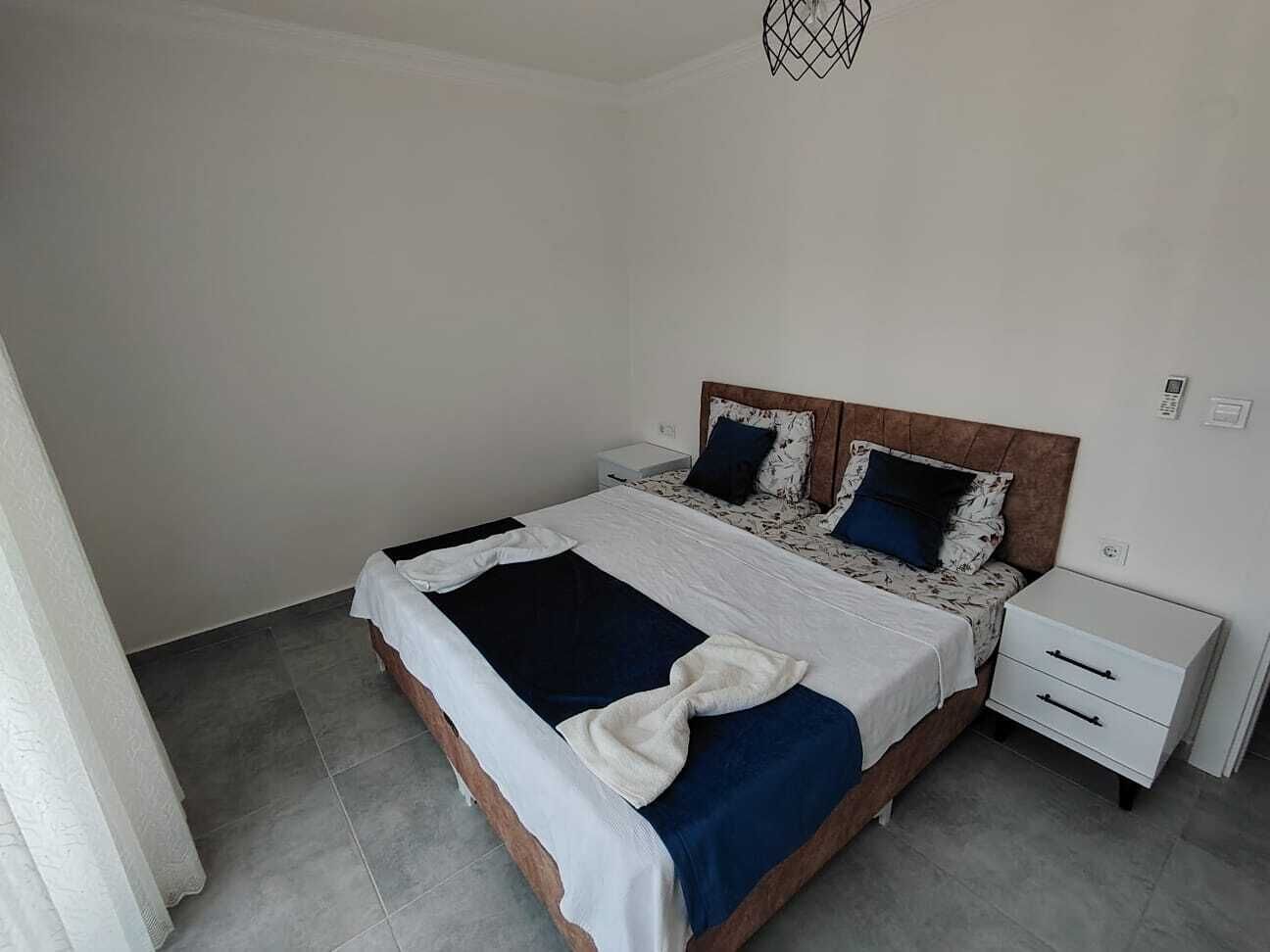 Standard Condo, Mountain View