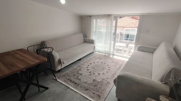 Condo standard, vista para a montanha | Área de estar