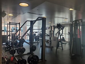 Fitness facility - Glass House 21st Floor Condo with Amazing View (Denver)