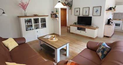 Haus Teelke vacation home in an idyllic location directly on the river