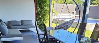 Spacious, bright villa ideal for families in Mimizan with private pool