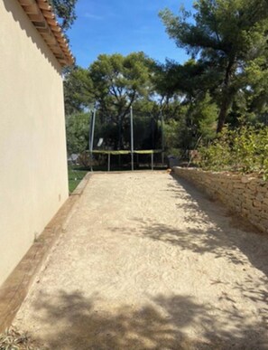 Property grounds - Quiet family home (La Seyne-sur-Mer)