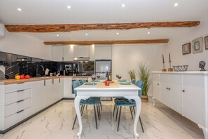Dining - Huzuri Retreat II (Makronas Village, Kissamo)