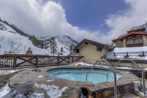 Pool - Palisades View One Bedroom (Olympic Valley)
