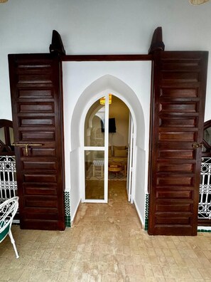 Deluxe Double Room | Exterior detail - Riad les 5 terres (Marrakech)