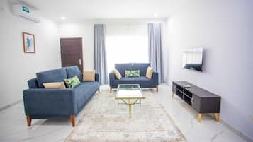 Comfort-Apartment, Terrasse | Wohnbereich