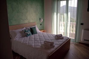 Triple Room, Balcony, Mountain View | In-room safe, blackout curtains, free WiFi, wheelchair access