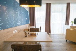 Dining room - Sunny Suite I Graz-süd I 2 Pers 24-7 Check-in (Graz)