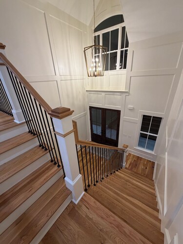 6-bedroom farmhouse in Edgefield with cozy charm minutes from the Masters!