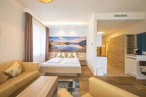 Apartment, 1 Bedroom, Accessible, Smoking - Suite With Character I Graz-süd for 2 24-7 Check-in (Graz)