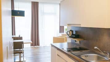 Apartment, 1 Bedroom, Accessible, Smoking | Interior