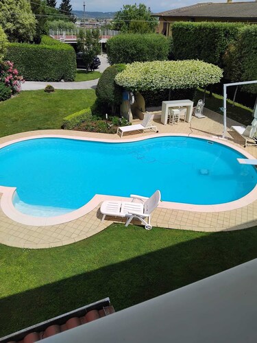 Luxurious apartment in villa with exclusive use of pool and garden