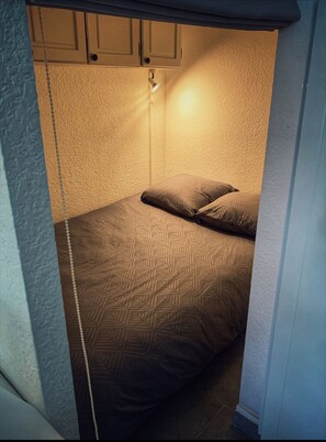 Room - Vrbo Property (Le Grau-du-Roi)