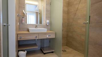 Apartamento, 1 quarto, acessível, para fumantes | Banheiro
