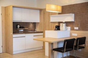 Apartment, 1 Bedroom, Accessible, Smoking | Interior - Red Dream Apartment for 2 I Graz-süd I 24-7 Check-in (Graz)