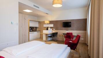 Apartment, 1 Bedroom, Accessible, Smoking | 1 bedroom