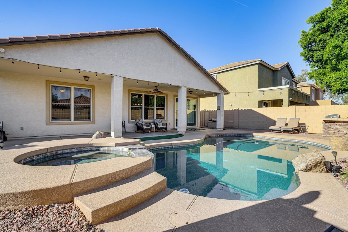 Nhà (5 Bedrooms) | Mặt tiền nơi lưu trú