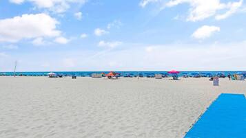 Condo, 1 cama King size y sofá cama (Phoenix 6 102) | Playa | En la playa