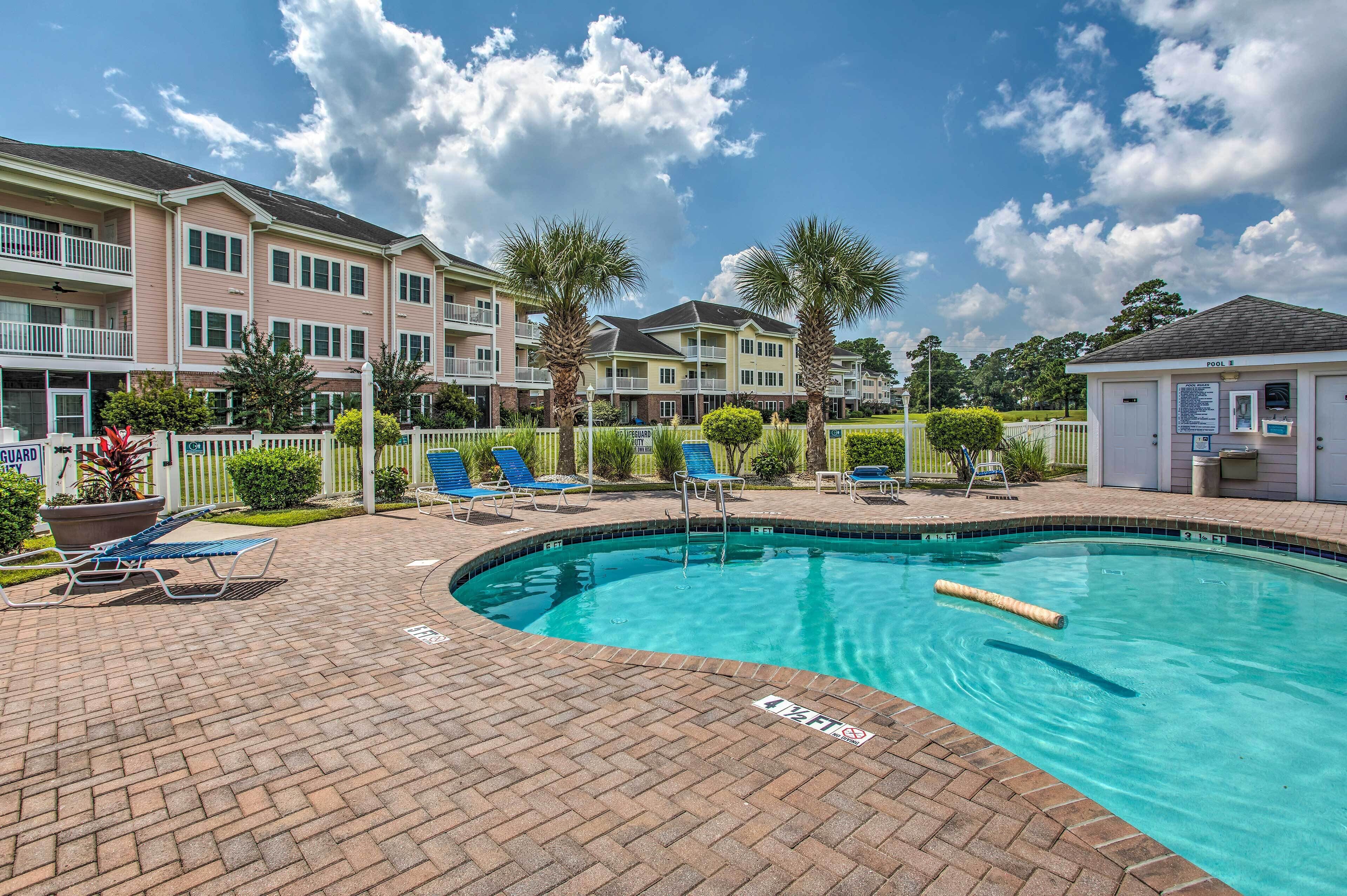 Apartment (2 Bedrooms) | Front of property