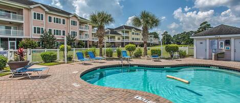 Apartment (2 Bedrooms) | Front of property