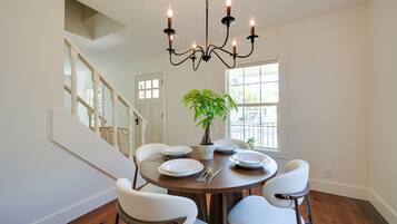 Rumah (3 Bedrooms) | Interior