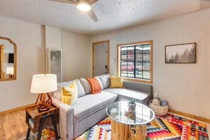 Apartment (Multiple Bedrooms) | Interior - 4 Units in Red River: Mtn Views, Steps to Main St (Red River)