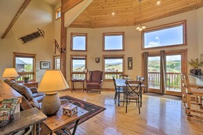 Interior - 2 Mi to Granby Ranch: Granby Home w/ Hot Tub! (Granby)