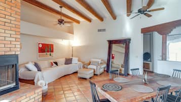 Casa (2 Bedrooms) | Parte interna