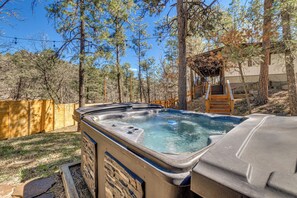 Interior - Near Grindstone Lake & Family Fun! Cozy Cabin (Ruidoso)