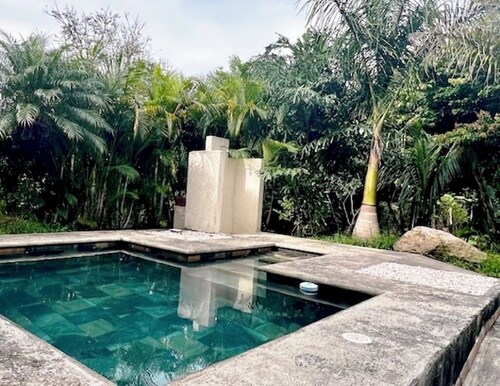 Cozy 2-bedroom house on Private Finca with pool in Tronadora near Lake Arenal