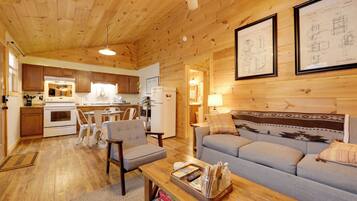 House (1 Bedroom) | Interior