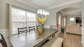 Rumah (4 Bedrooms) | Interior
