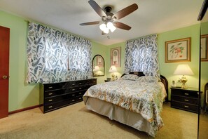 Interior - Pool + Basketball Court: Smyrna Family Home + Yard (Smyrna)