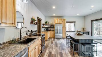 House (3 Bedrooms) | Front of property