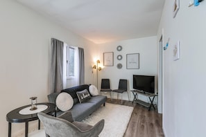 House (1 Bedroom) | Front of property
