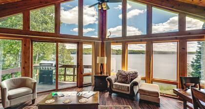 Sauna & Pool Table: Family Home on Lake Chicagon