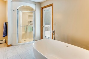 Rumah (2 Bedrooms) | Interior