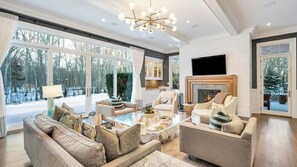 Living area - Expansive Sag Harbor Estate, Private Grounds with Stunning Pool & Hot Tub,... (Sag Harbor)