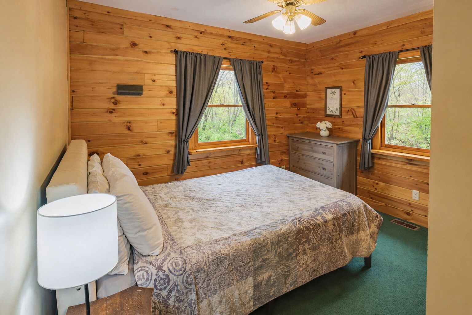 4 chambres, Wi-Fi gratuit, draps fournis