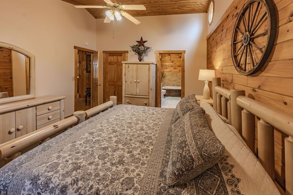 4 bedrooms, free WiFi, bed sheets