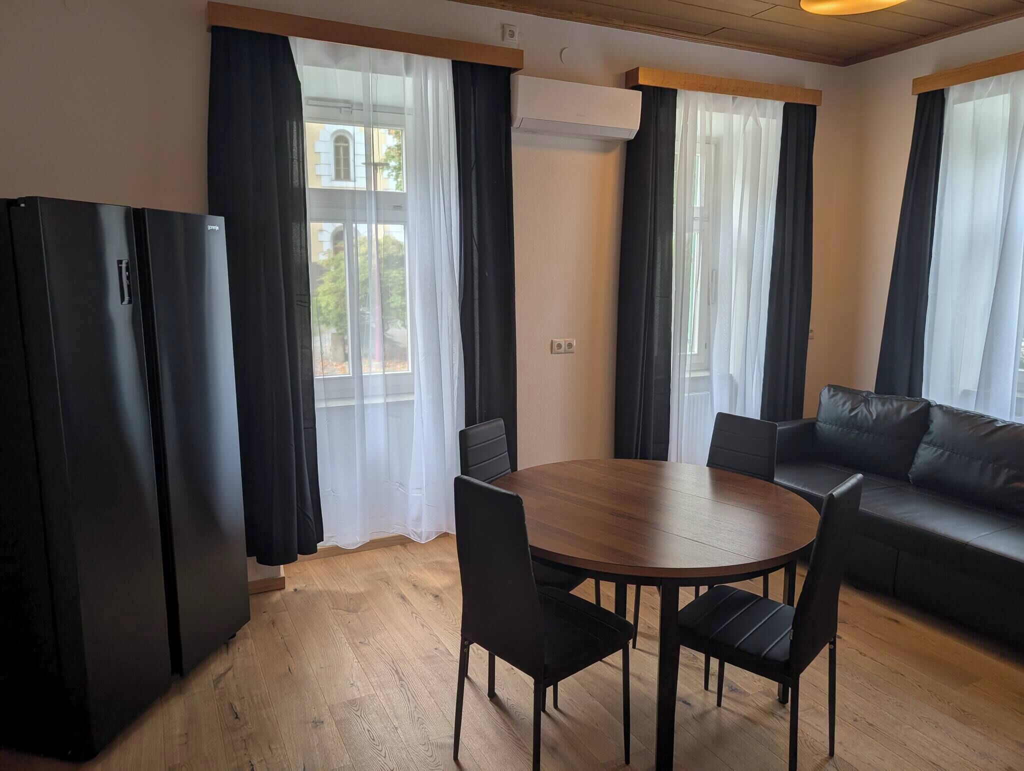 Apartment, 1 Bedroom | Dining