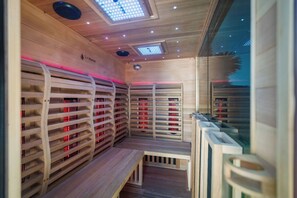 Sauna - Paradise Spaces Resort (St. Augustine)