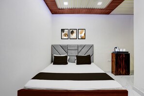 House - Deluxebhagwati Palace (Mathura)