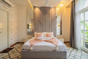Free WiFi - ELIVAAS Casa Ritzy 5 BHK Villa & Pool  (Calangute)