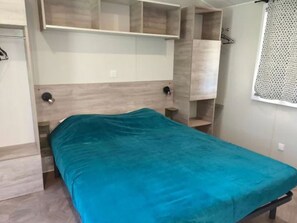 Room - Accessible mobile home, terrace - 6 guests (Lattes)