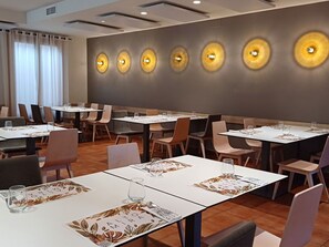 Dining - Bungalow with terrace - 5 guests (Navajas)