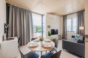 TV - Biba Dushi Private Pool! Minutes to Eagle Beach ! (Noord)