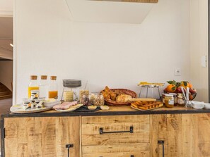 Dining - Room with private terrace - 2 guests (Guérande)