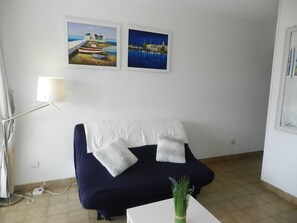 Room - Cozy apartment, parking - 4 guests, beach nearby (Bormes-les-Mimosas)